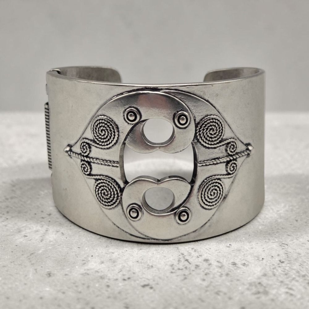 Vintage Silver Tone Ornate Bohemian Artisan Hinged Cuff‎ Bracelet